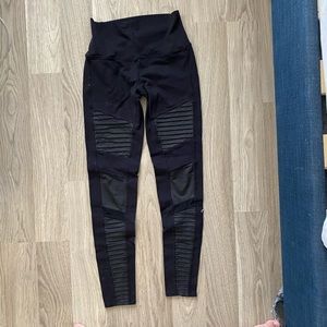Alo Moto Leggings